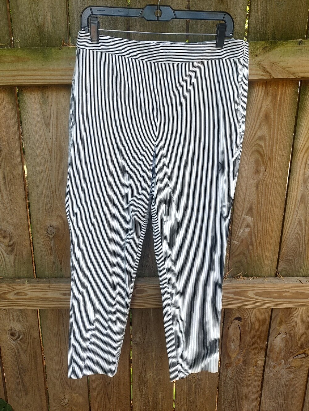 🏵️Talbots Chatham Ankle Grey Seersucker Striped Cotton Stretch Pants 8P NWT